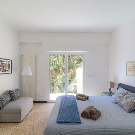 Al Pontile - The House Of Travelers Sala Comacina Exterior foto